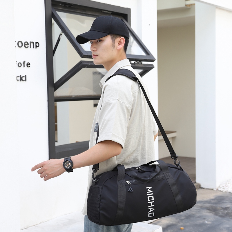 Large Capacity Color Matching Gym Bag，M206