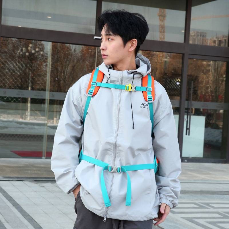 Lightweight Chest Strap Multi-day Hiking Backpack，2303