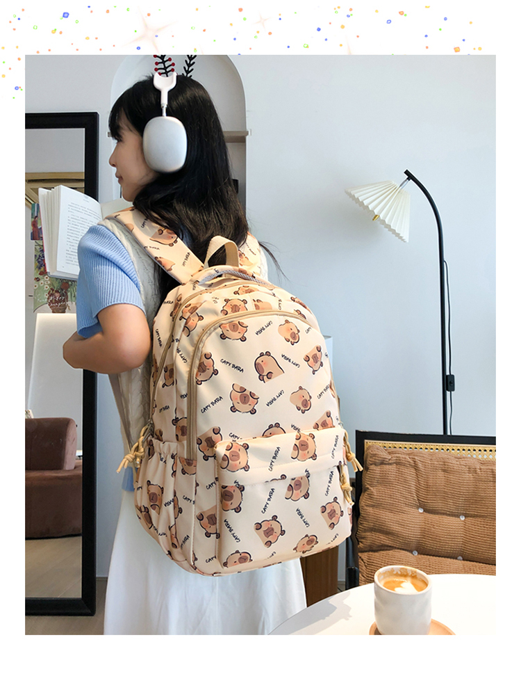 Minimalist Student Backpack – Slim, Stylish