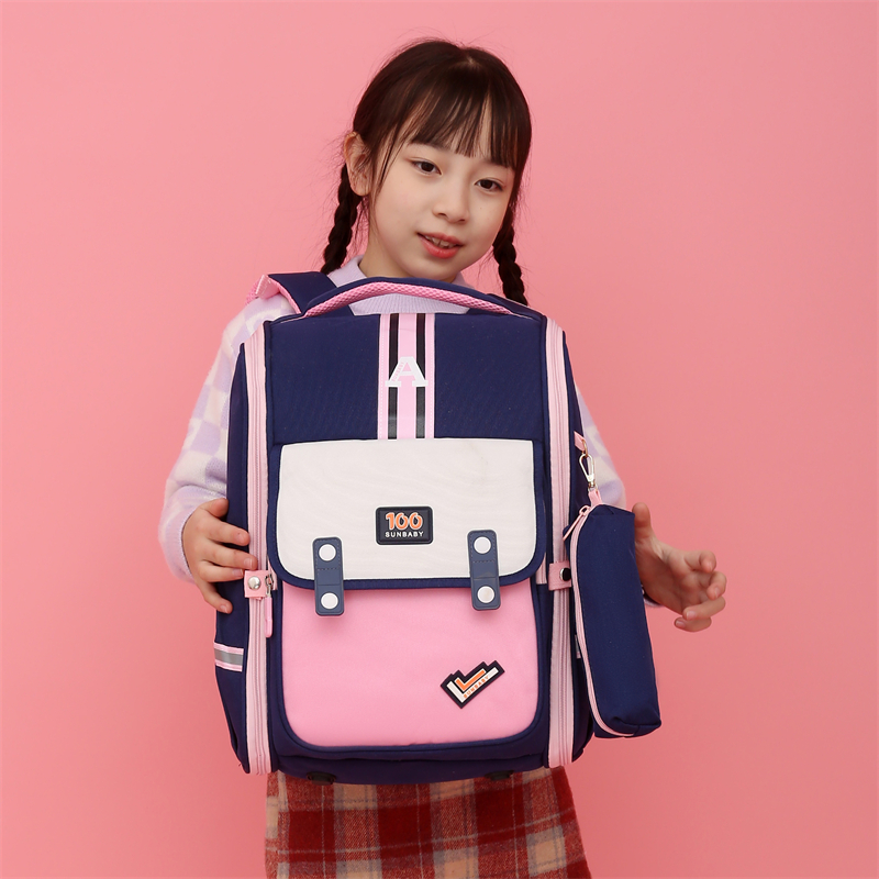 Classic Student Backpack – Durable, Lightweight