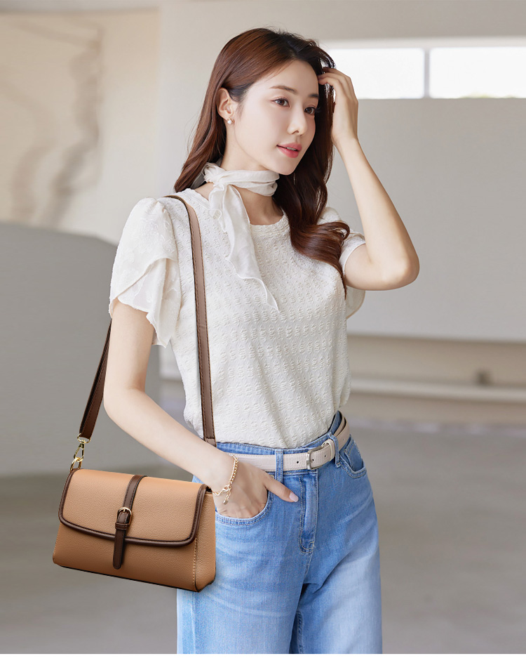 Minimalist Women’s Crossbody Bag – Chic