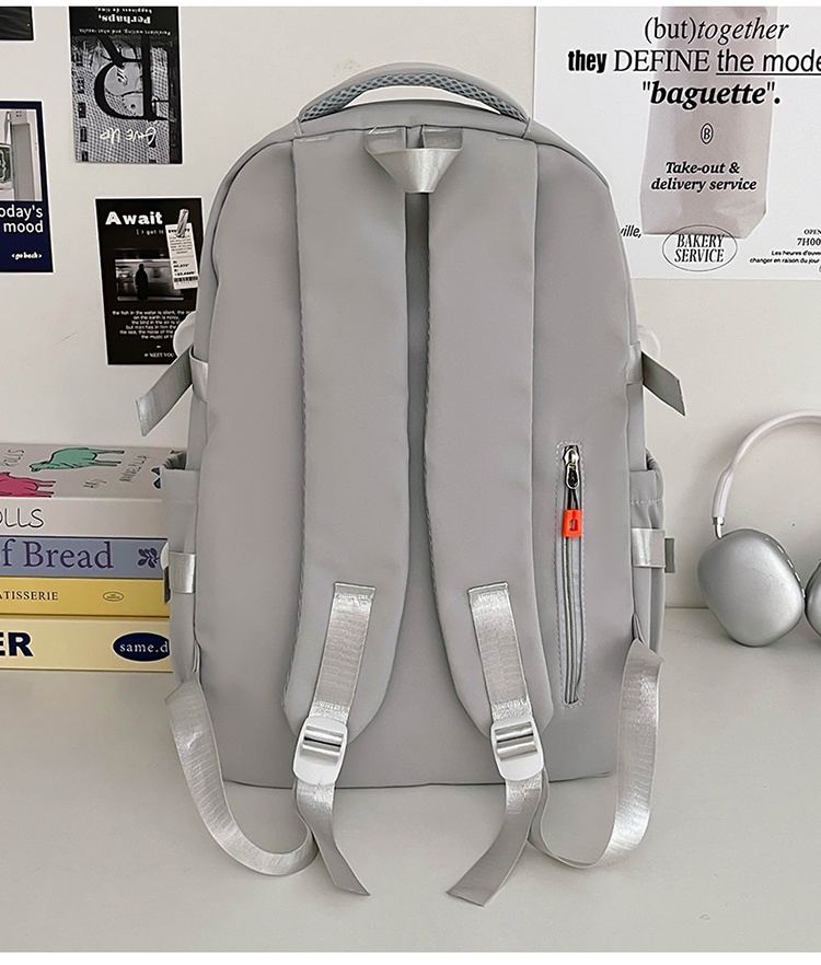 Lightweight School Backpack for Teenagers – Durable Daily Use Bag