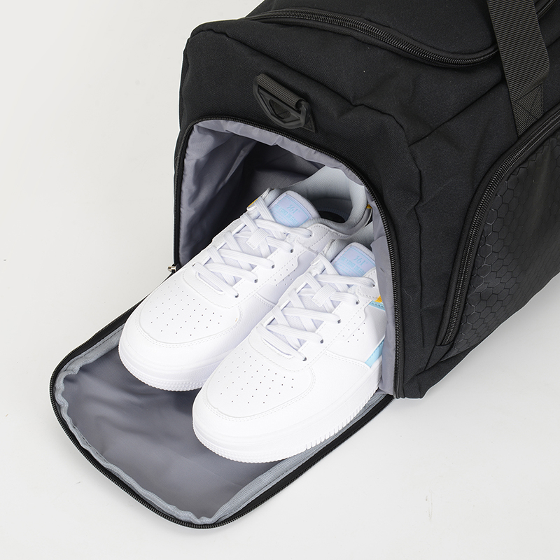 Multi-compartment Gym Bag，M210