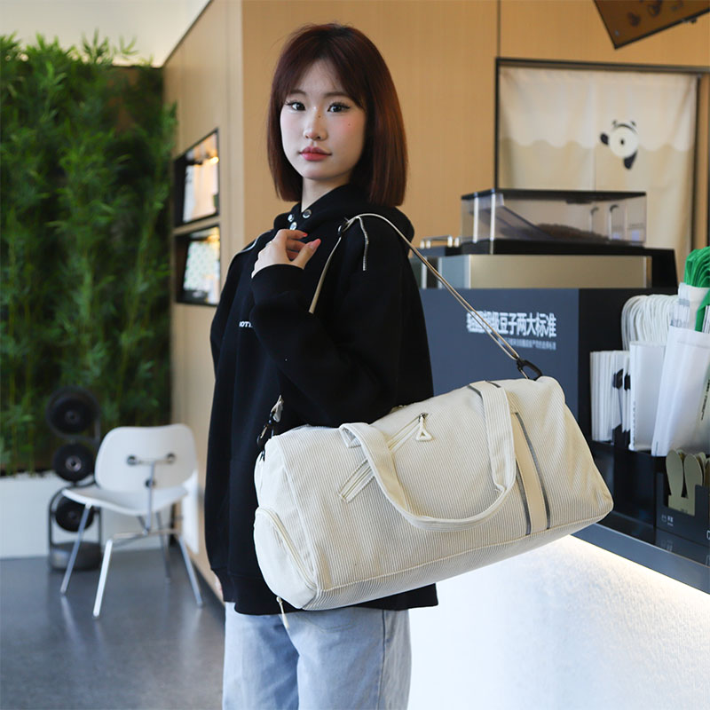 Nylon Reflective Strip Gym Bag，902