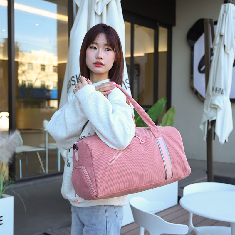 Nylon Reflective Strip Gym Bag，902