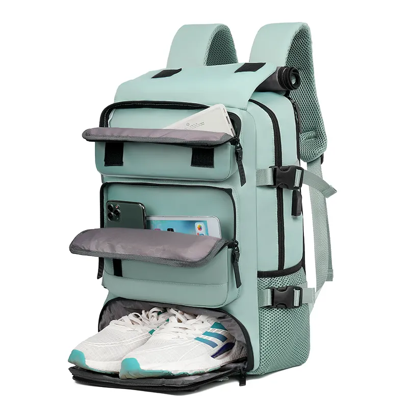 large capacity gym bag